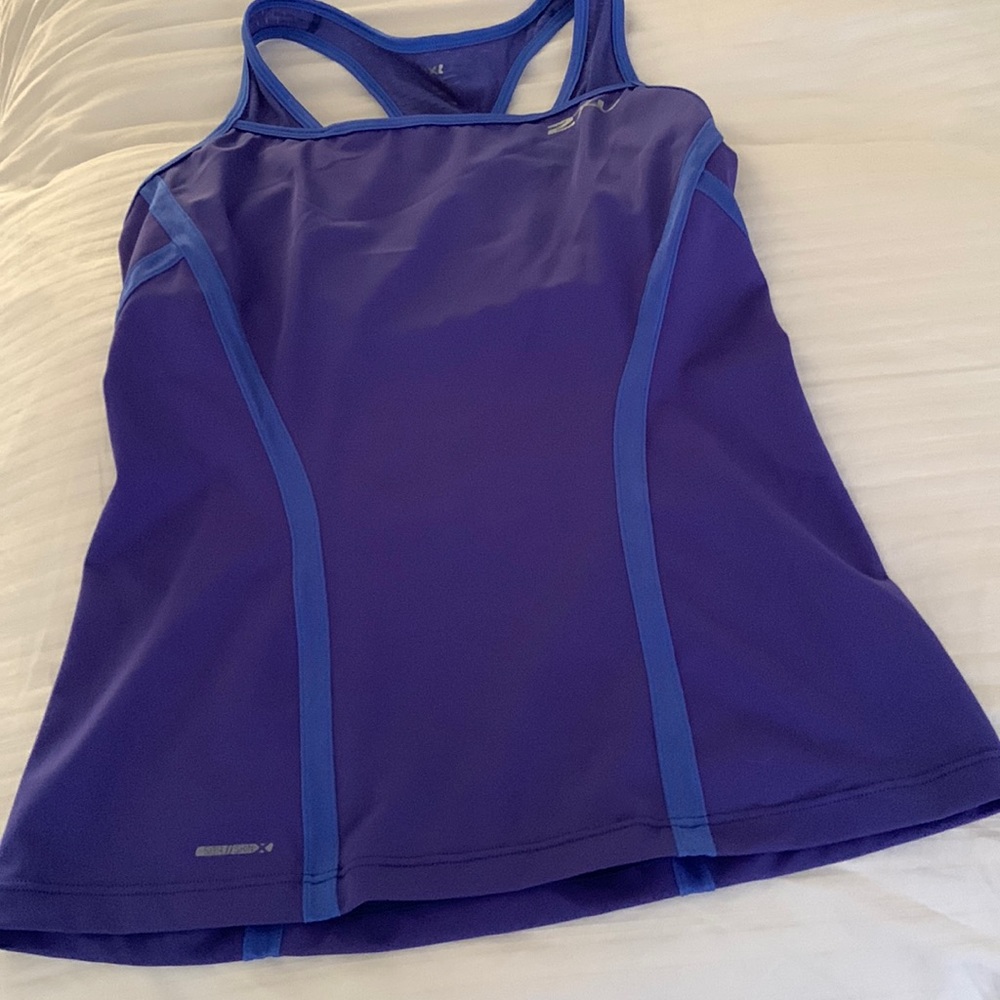 2 For $30 2XU racer back built in shelf tank top